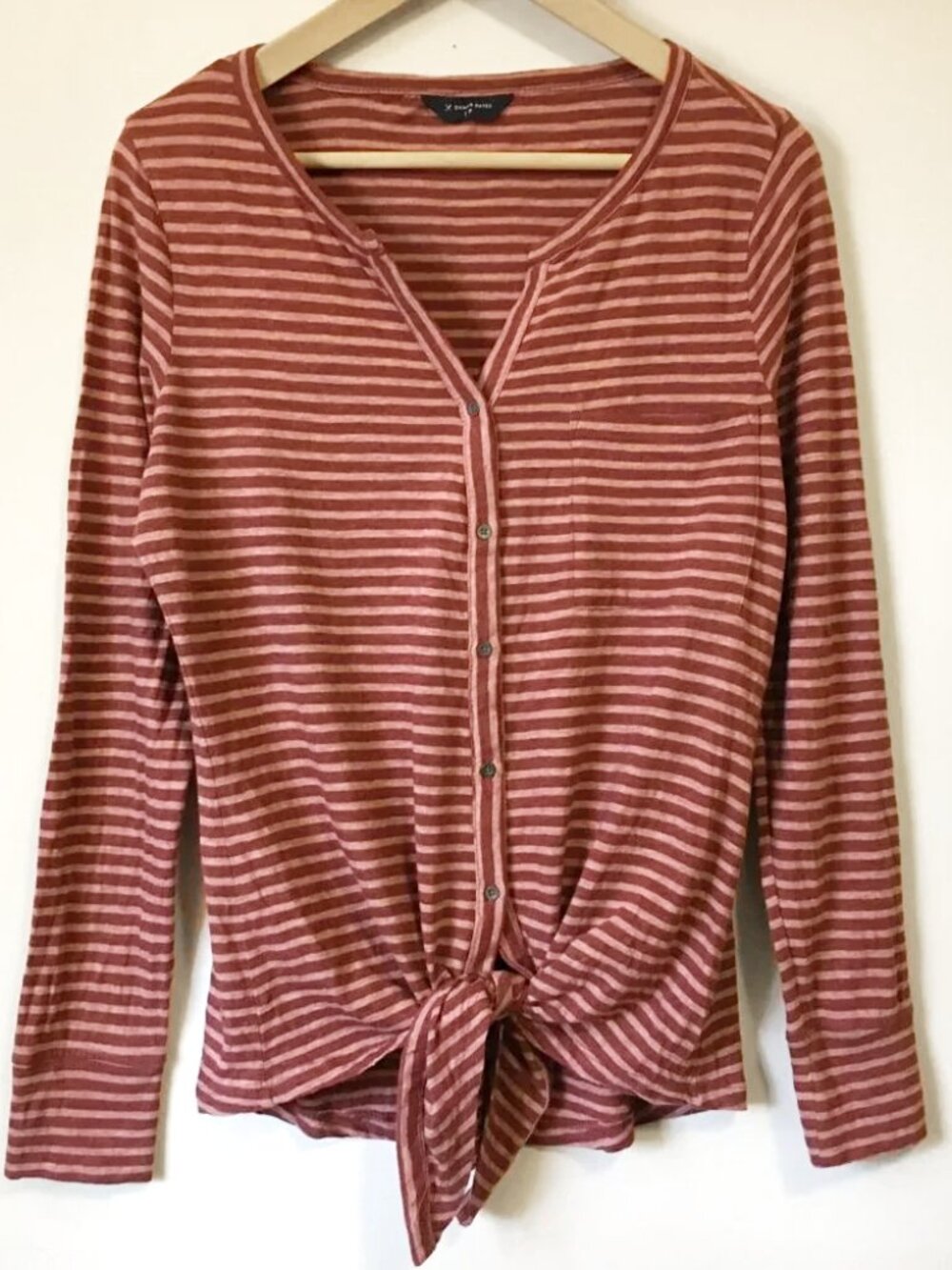 Denver Hayes 100% Cotton Raspberry & Peach Pinstripe Tie Hem Top Small